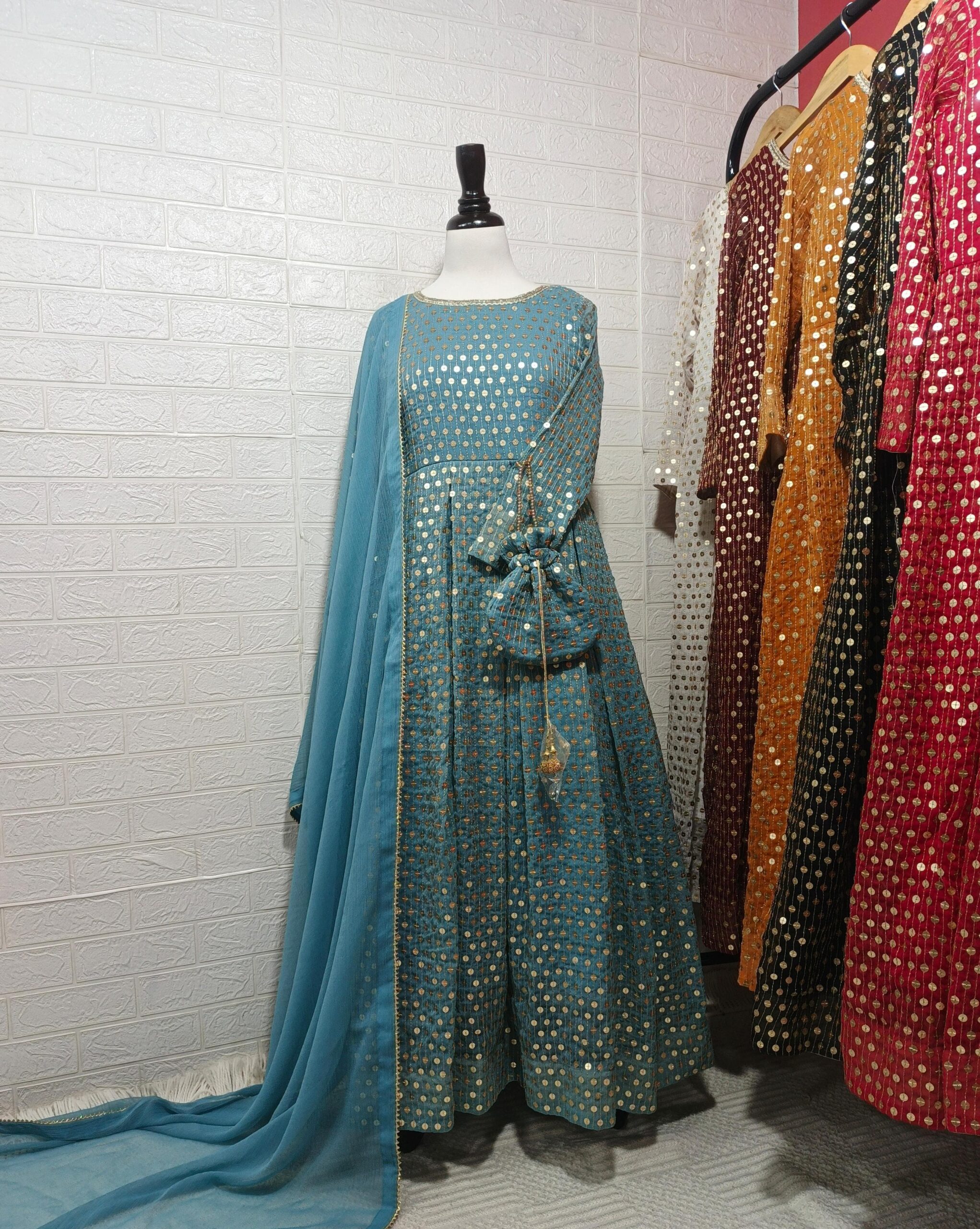 NOOR E JAHAN .0 - Image 4