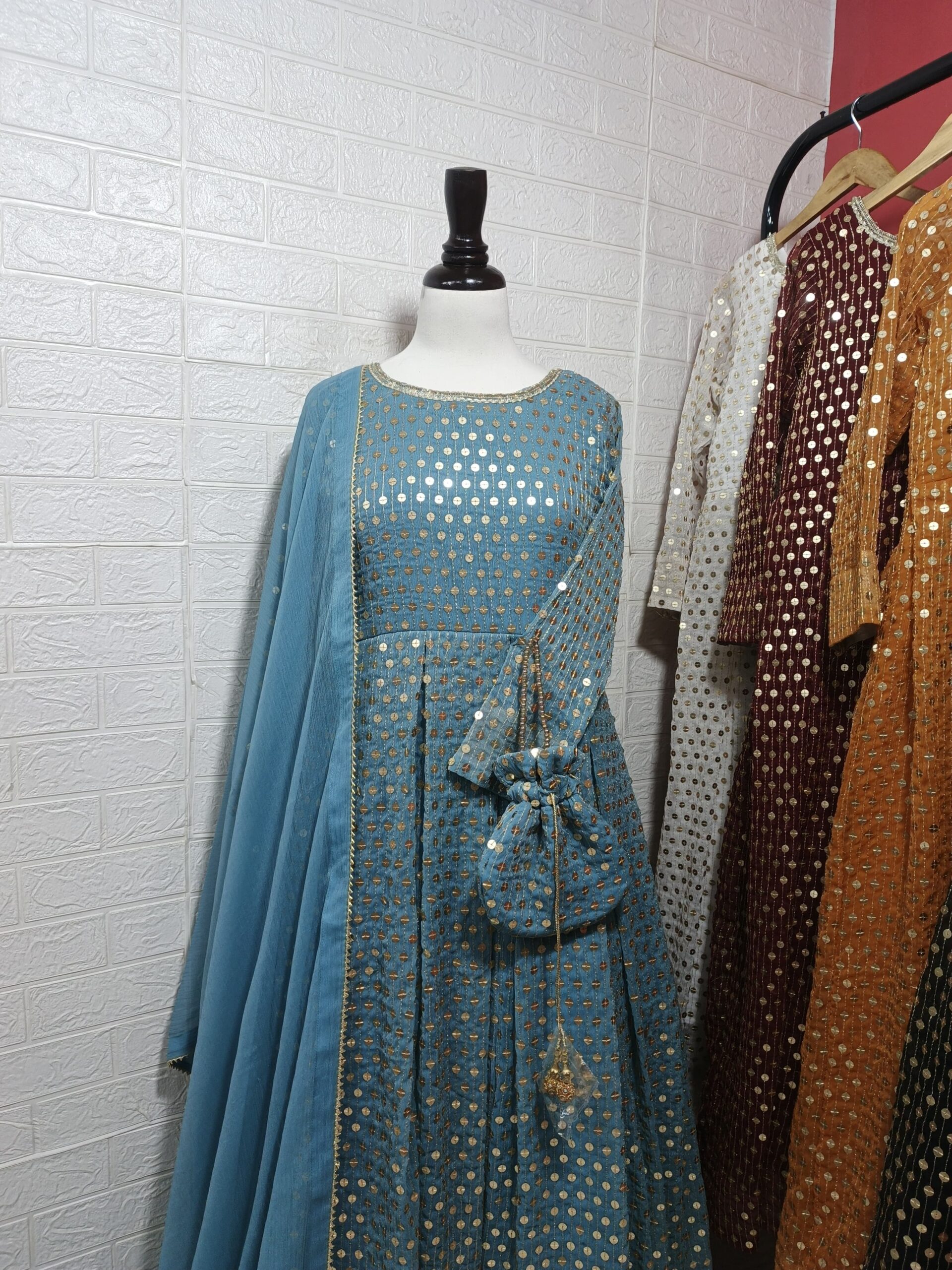 NOOR E JAHAN .0 - Image 5