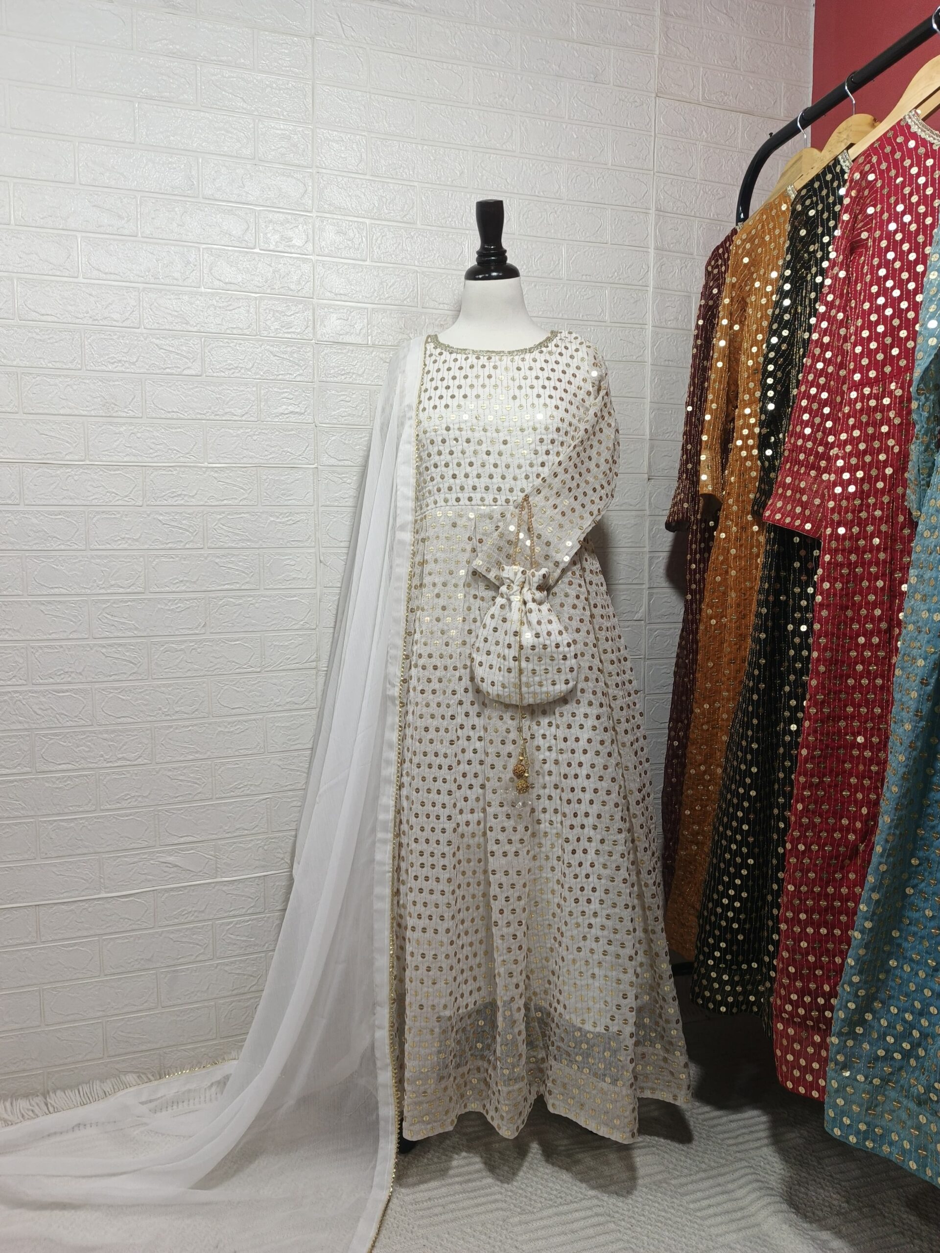 NOOR E JAHAN .0 - Image 2