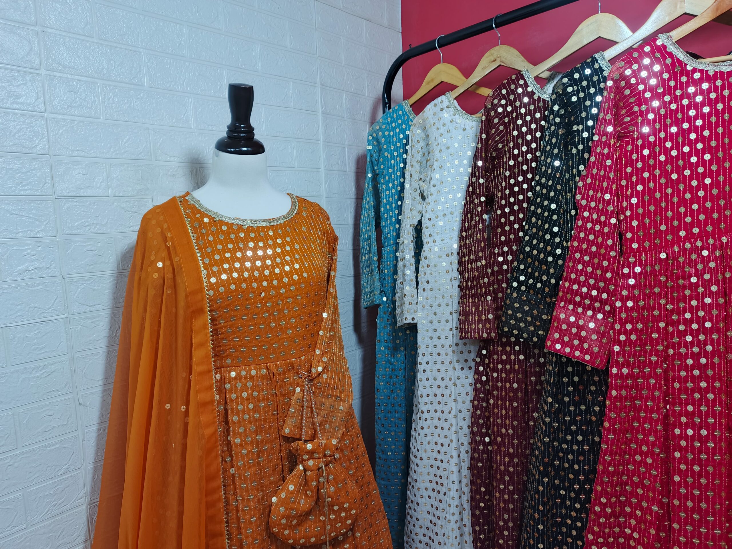 NOOR E JAHAN .0 - Image 7