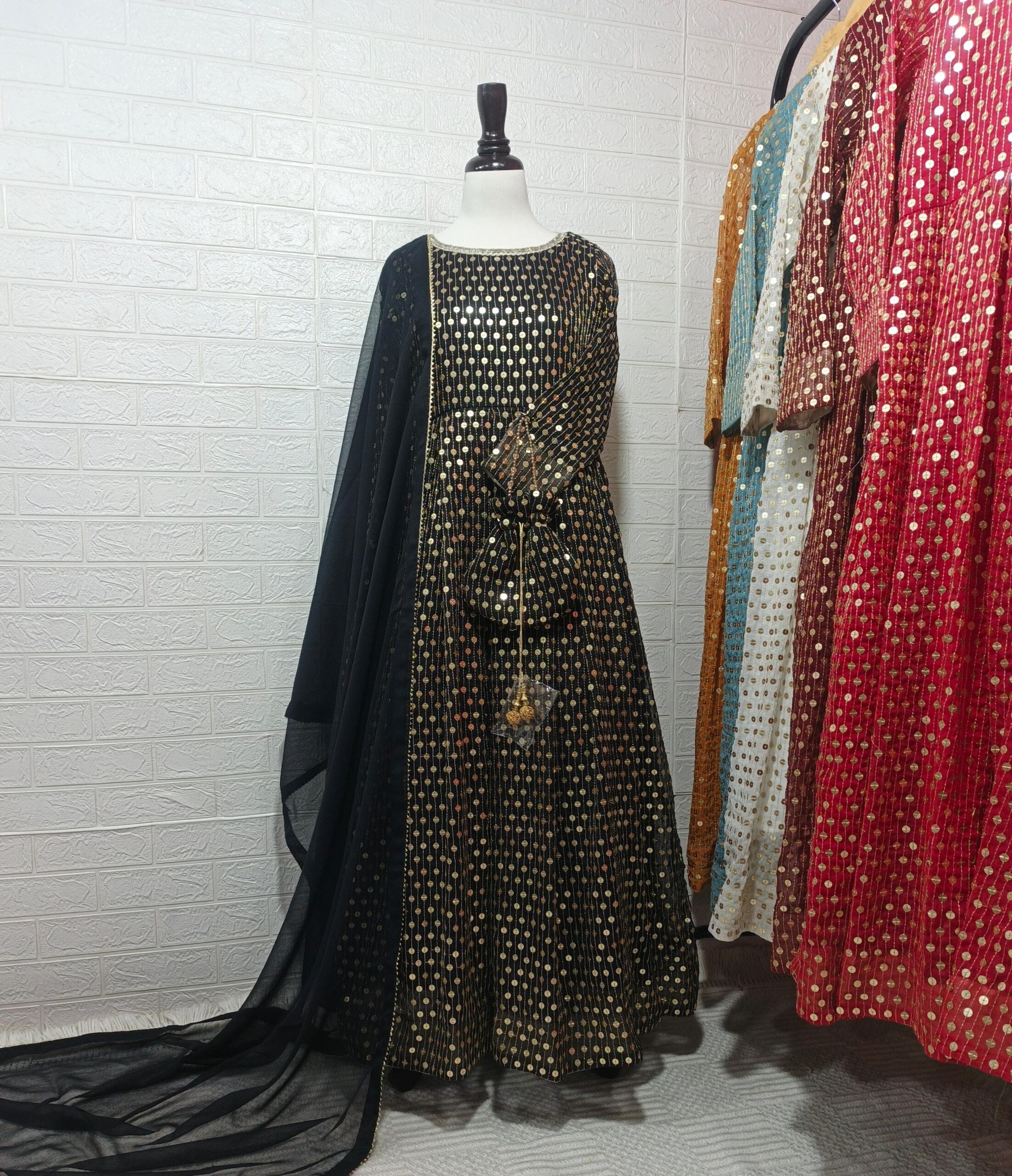 NOOR E JAHAN .0 - Image 3