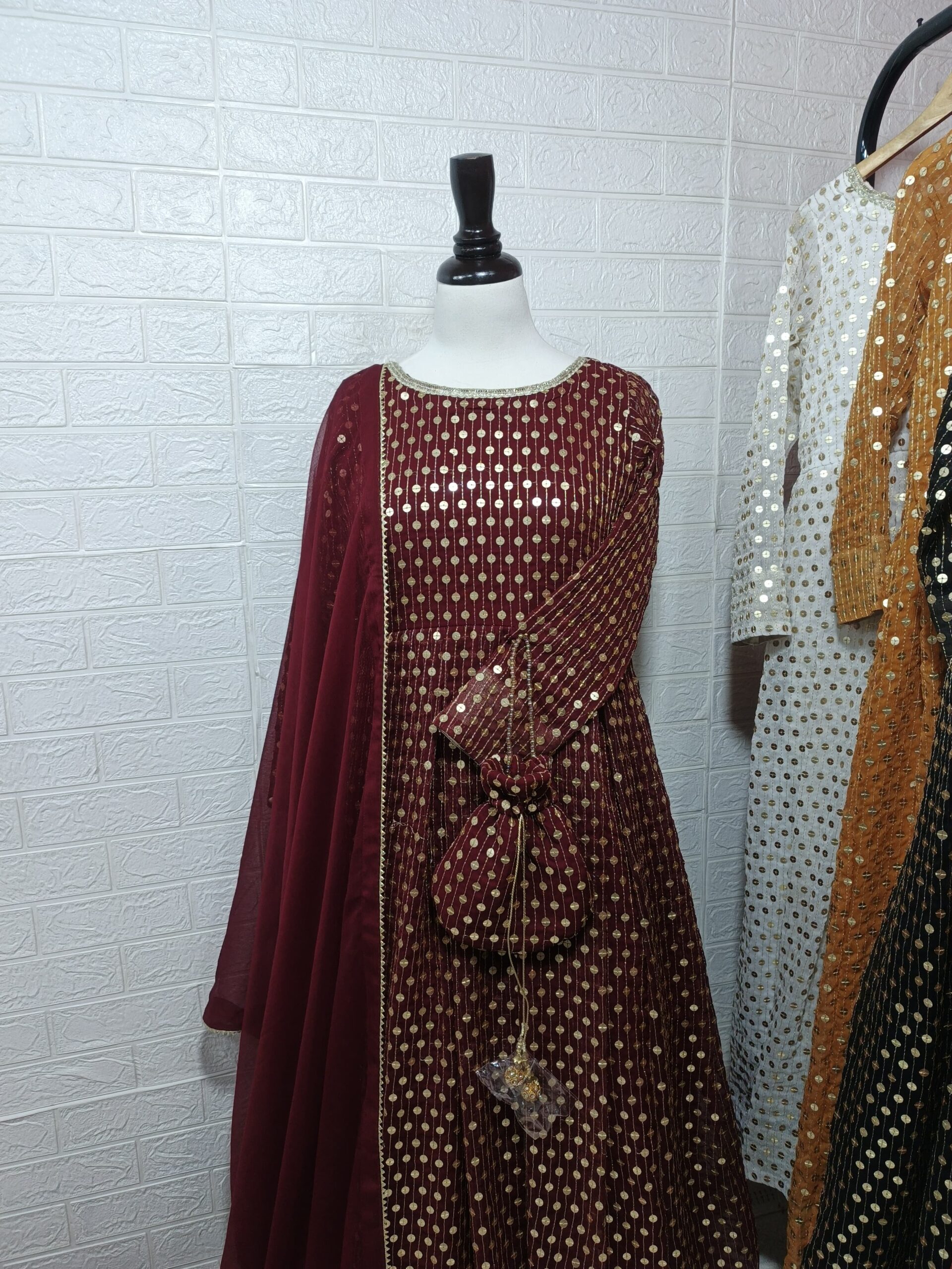 NOOR E JAHAN .0 - Image 9